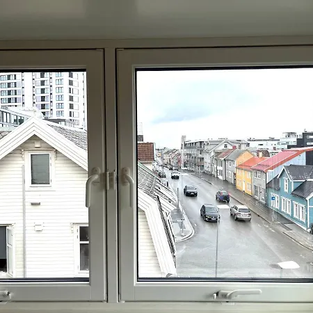 Spacious Central 特罗姆瑟